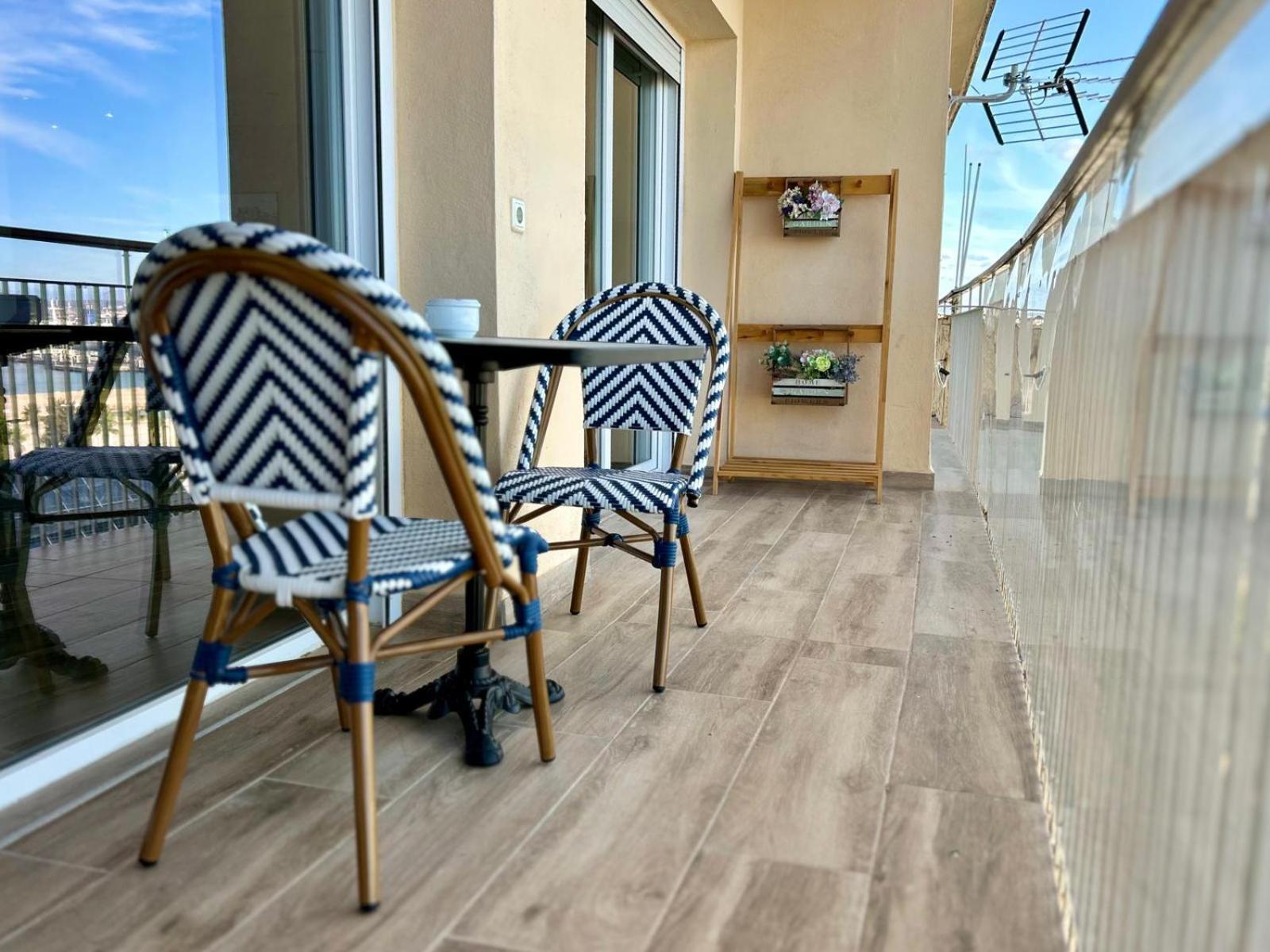 Apartamento Moderno Y Amplio Con Vistas A La Bahia Algésiras Extérieur photo
